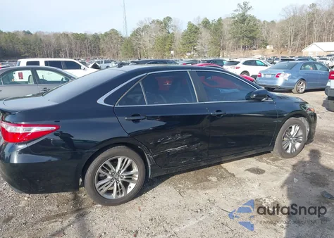 2016 Toyota Camry Se z USA, uszkodzony, nr VIN 4T1BF1FKXGU247790